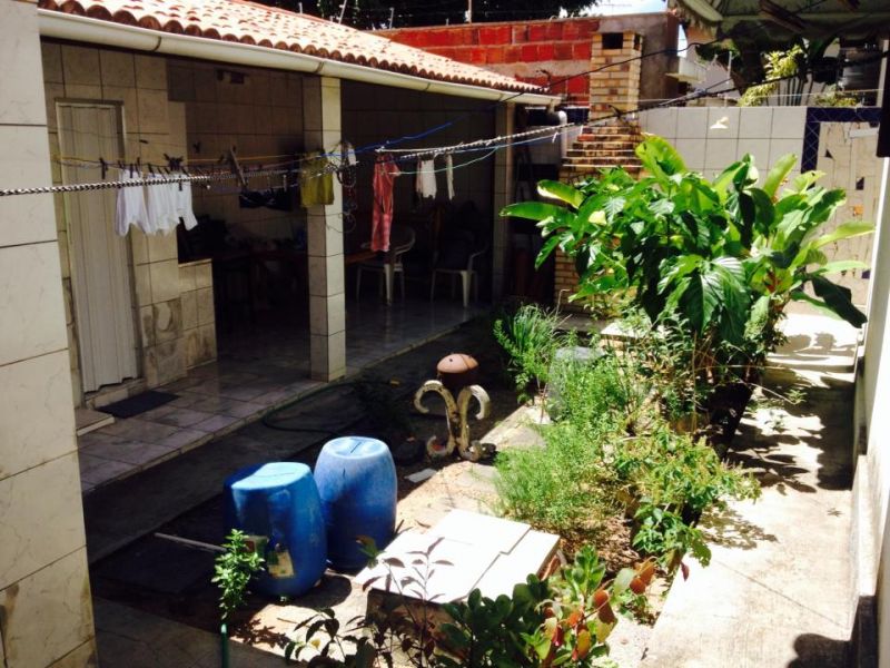 Casa em Nova Parnamirim - Código CA00020