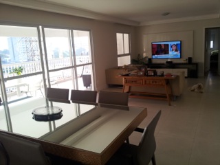 Vendo Apto no LIV BARRA FUNDA / 162m²