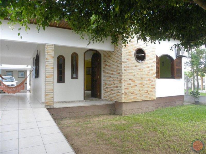 Casa a venda balneário Rincão zona sul 