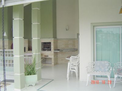 Casa - Condominio FEchado - Aruja 