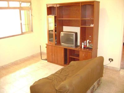 Casa com 03 dorms e 01 vaga em A.E Carvalho