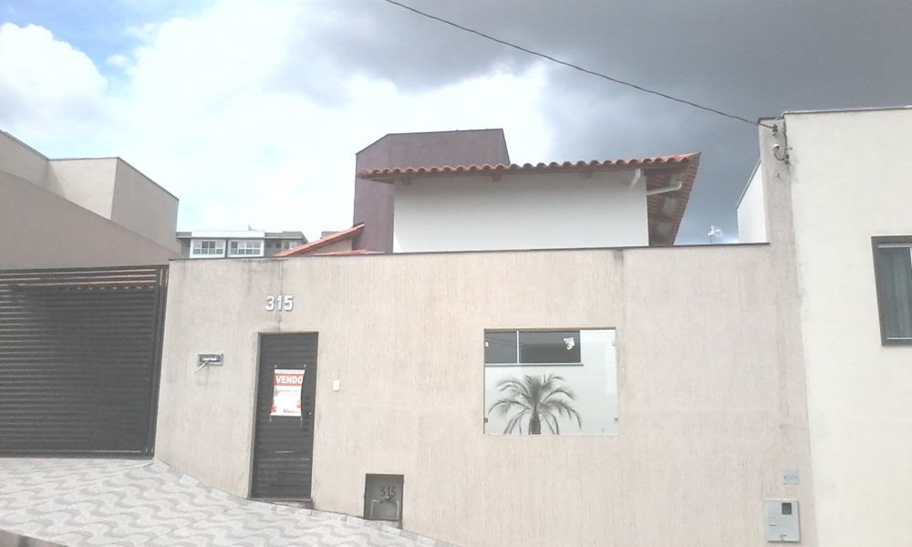 Casa 3 quartos bairro sao luiz , para de minas, mg