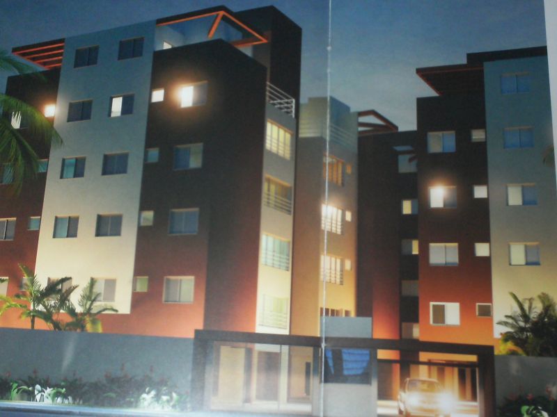 Apto próximo a praia Grande 2 quartos pequena entrada de 16.680,00 e 556,00 mensais.