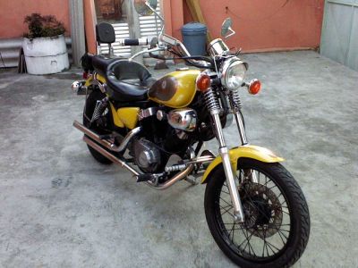 MOTO VIRAGO xv 250 s