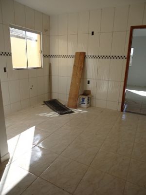 01 CASA ISOLADDA, 02 QTS C/ SUITE. SANTA RITA