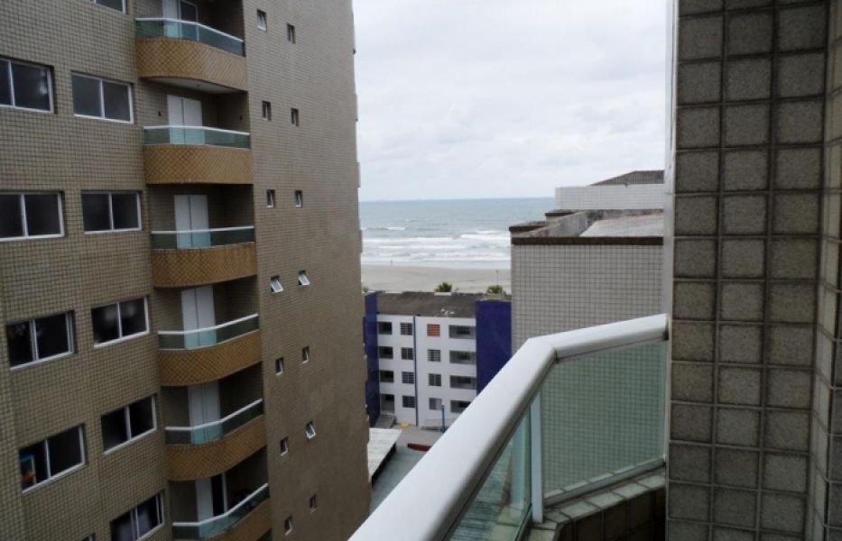 Cód. A018 Ap de 1 dormitório 1 vaga de garagem próximo ao mar