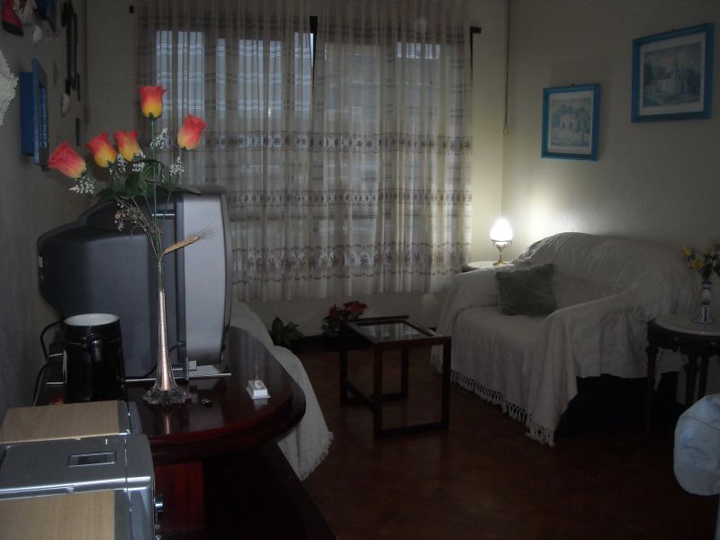 Alugo apartamento no Torres