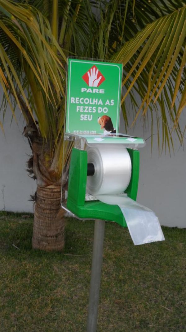 Dispenser para recolhimento de fezes de cachorro 