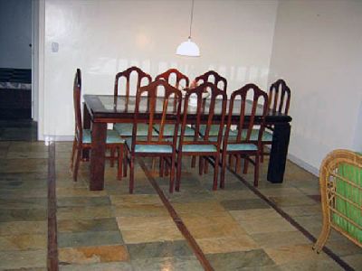 Amplo apartamento a venda em Cabo Frio, próximo à Praia do Forte