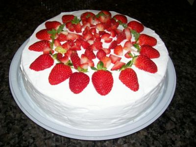 Apostila curso de bolos, pasta americana e glace real. tudo ilustrado coom fotos passo a passo