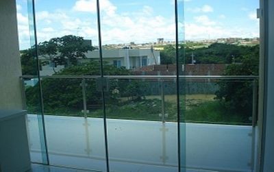 Excelente casa no Parque do Jiqui