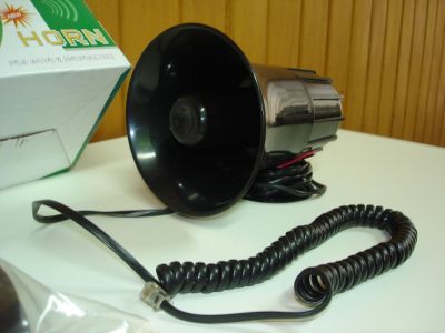 sirene 7 tons tipo ambulância, polícia, bombeiro e resgate + mega fone tipo PTT