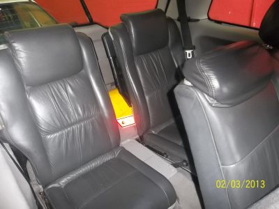 Chevrolet Zafira CD 2.0 08 lugares completa com Gnv e bancos em couro