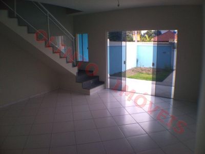 Olinto Imóveis vende Duplex 4 qts no Bela Vista em Rio das Ostras