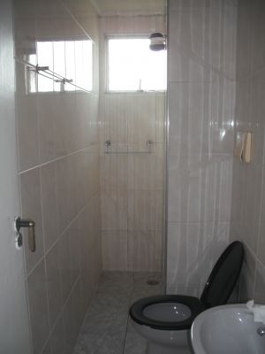 ALUGO APTO 2 DOR ULTIMO ANDAR R$850,00