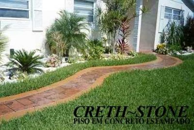 Piso em concreto estampado