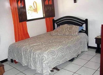 Casa em condomínio a venda em Lauro de Freitas, Bahia