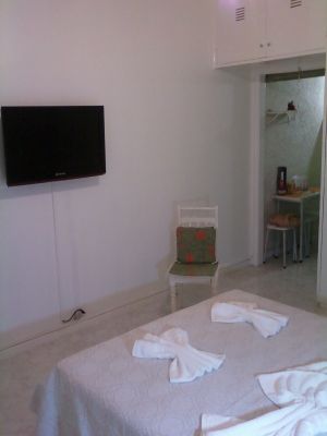 Apartamento Mobiliado Copacabana com 1quarto,sala,coz.ebanheiro