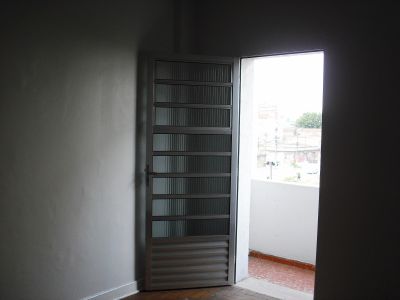APARTAMENTOS – ALUGAM-SE – MÓOCA