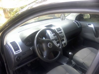 VW Polo Sedan 1.6 Flex 8v