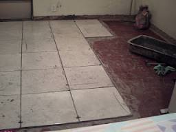 Piso Soldafort indicado para isolamento de piso ou azulejos velhos para assentamento do novo