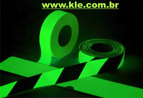 Fita Antiderrapante Fotoluminescente