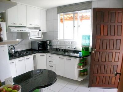 sobrado em condominio fechado