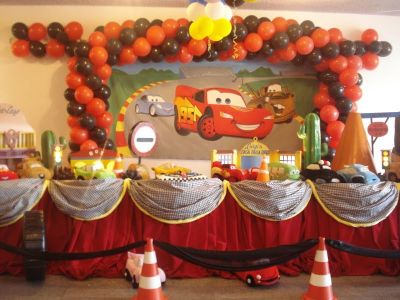 SERVIÇOS DE BUFFET E DECORAÇÃO PARA CASAMENTO ,15 ANOS ETC..