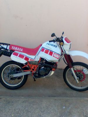 VENDO TENERE 600