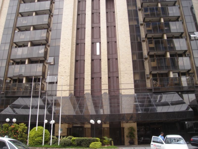 Apartamento com 1 suíte, 1 vaga na garagem, Moema - SP 