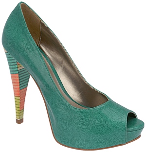 VITRINE UNICA SHOES & ACCESSORIES