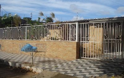 Excelente Casa no Parque dos Coqueiros