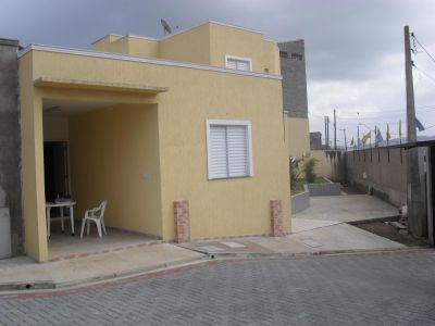 Casas e Sobrados prontos para morar
