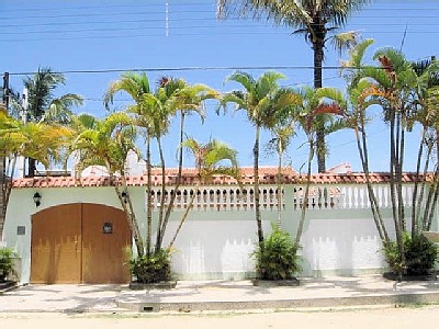 CASA NO GUARUJÁ-SP- ENSEADA 