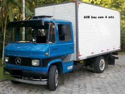 MUDANÇAS TRANSPORTES DE MERCADORIAS E ENTREGAS RAPIDAS 