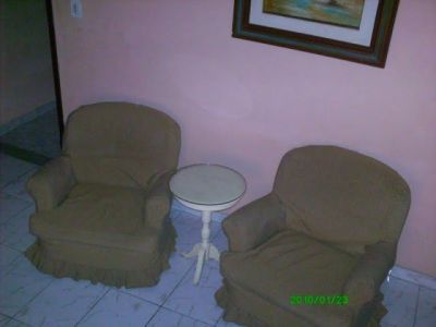 capa  de  sofas bete e   miro RJ  tel 3666 0698