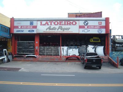 Comércio de peças usadas Latoeiro