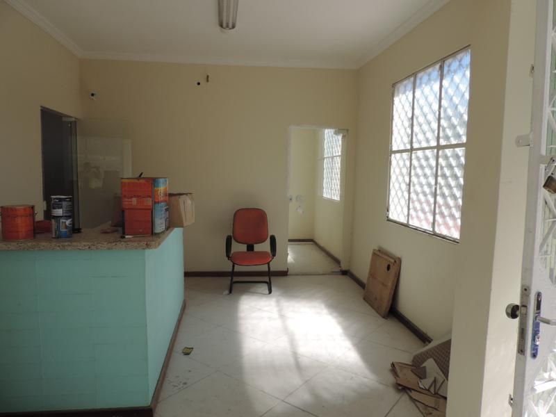 Vendo prédio comercial em Campo Grande.