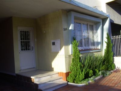 APARTAMENTOS E CASAS MOBILIADAS POR TEMPORADA