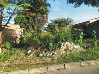 lote plano no centro de Ibirite de 240 m 