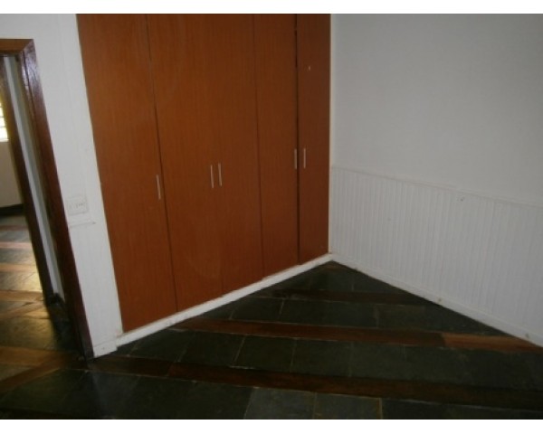 CASA COMERCIAL PAMPULHA 