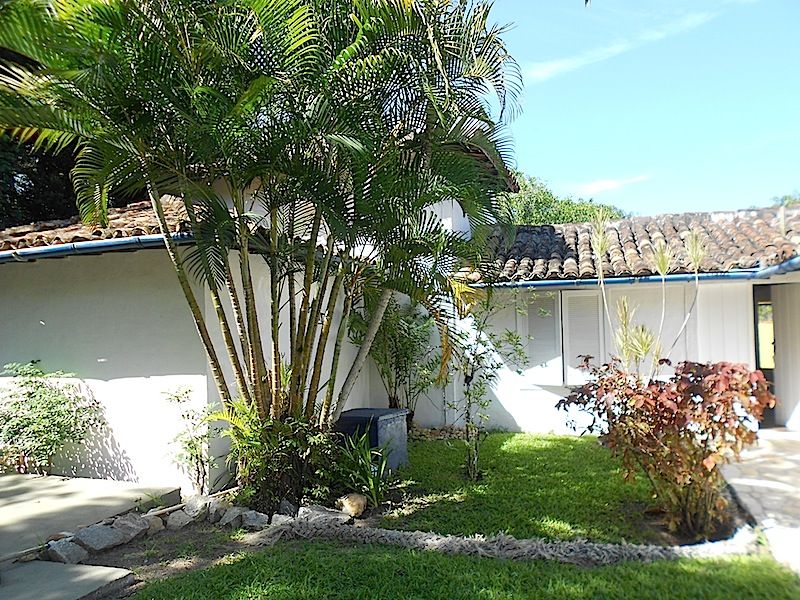 Casa a venda em Búzios no bairro de Manguinhos
