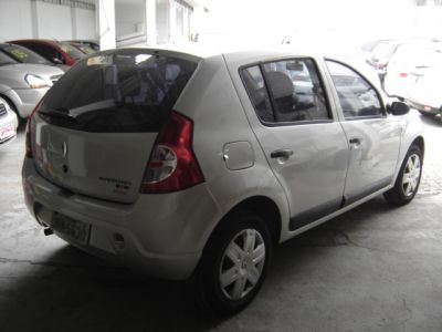 SANDERO EXPRESSION 1.6 - COMPLETA - SPACE CAR