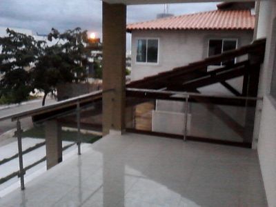 CASA A VENDA EM CONDOMÍNIO FECHADO