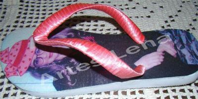 artesanato e customização das sandálias havaianas com fotografia - imagens