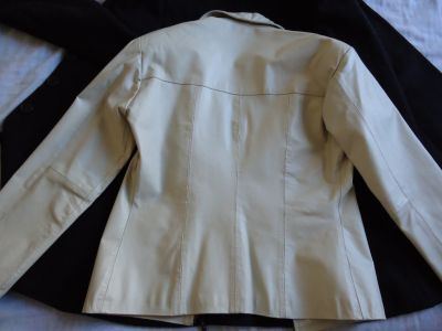 Casaco de Couro Legítimo - Tam. M