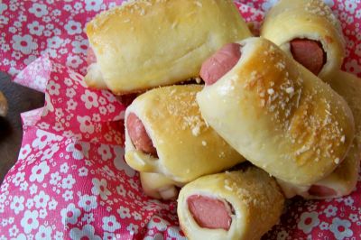 AMANDA SALGADOS E DOCES