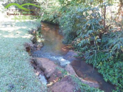 chácara plana de 6.000 mt com água corrente em Ibirité