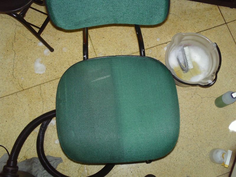 Limpeza de sofá,carpetes e bancos de carro