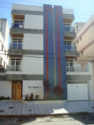 Praia do morro em Guarapari, espirito santo, 2 quartos, frente para a rua, semi mobiliado.